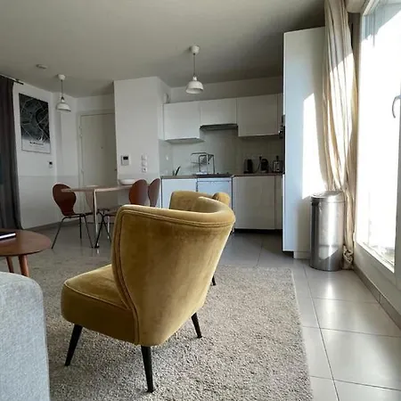 Apartment Avec Terrasse - Cite Du Vin *