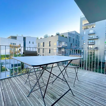 Avec Terrasse - Cite Du Vin *