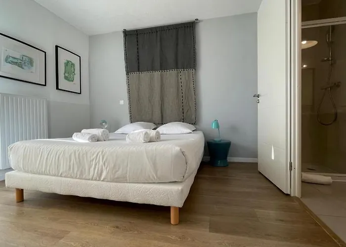 Avec Terrasse - Cite Du Vin *