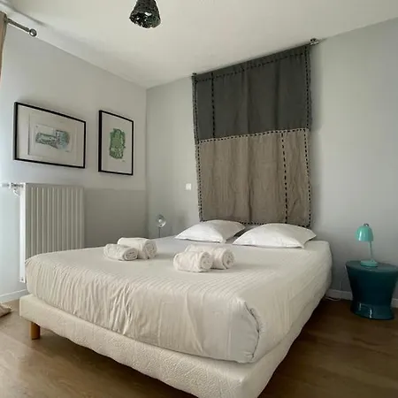 Avec Terrasse - Cite Du Vin *